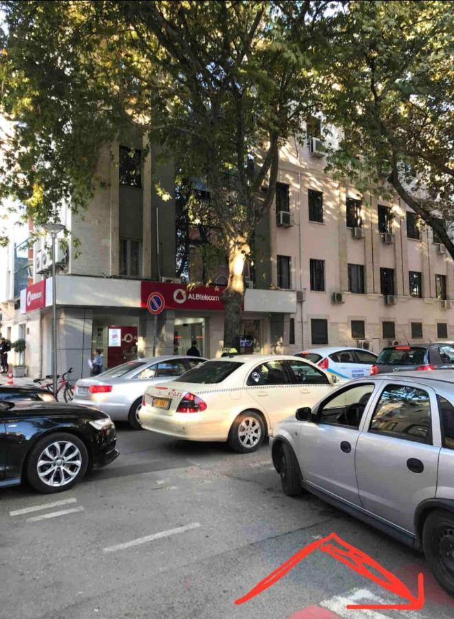 Nice Central Apartment In Tirana City 外观 照片
